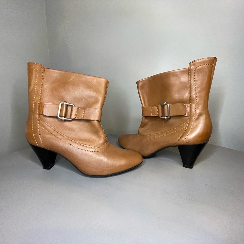 Rasha Michael Shannon size 5.5 brown ankle boots